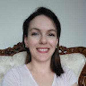 Meet your Posher, Holly